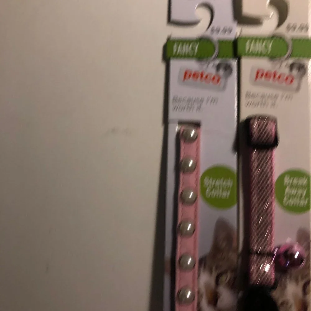 🛒 $9 2 pack of Cat Breakaway Collars Fancy Pink Sparkly Adjusts to 8